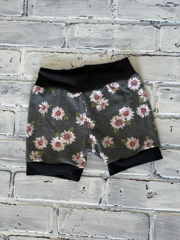 Daisy Shorties